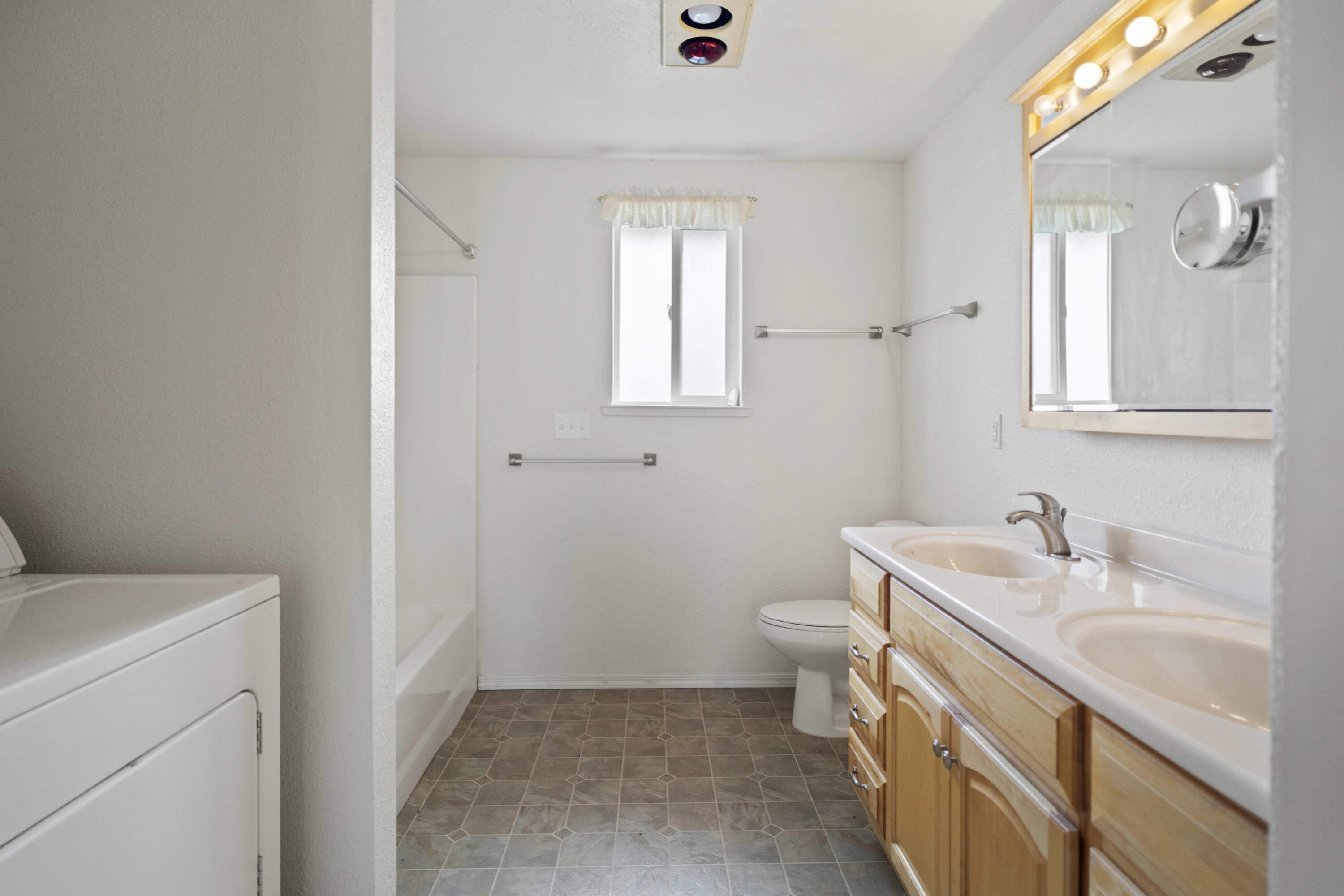4264 Beagle Road White City, OR 97503 - Photo 28 of 41 Image 28