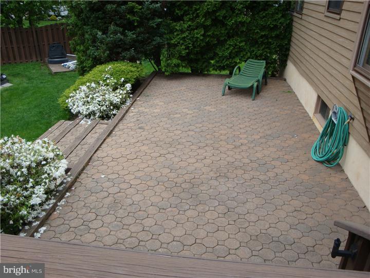 40 Jericho Road Southampton, PA 18966 - Photo 24 of 25 Patio