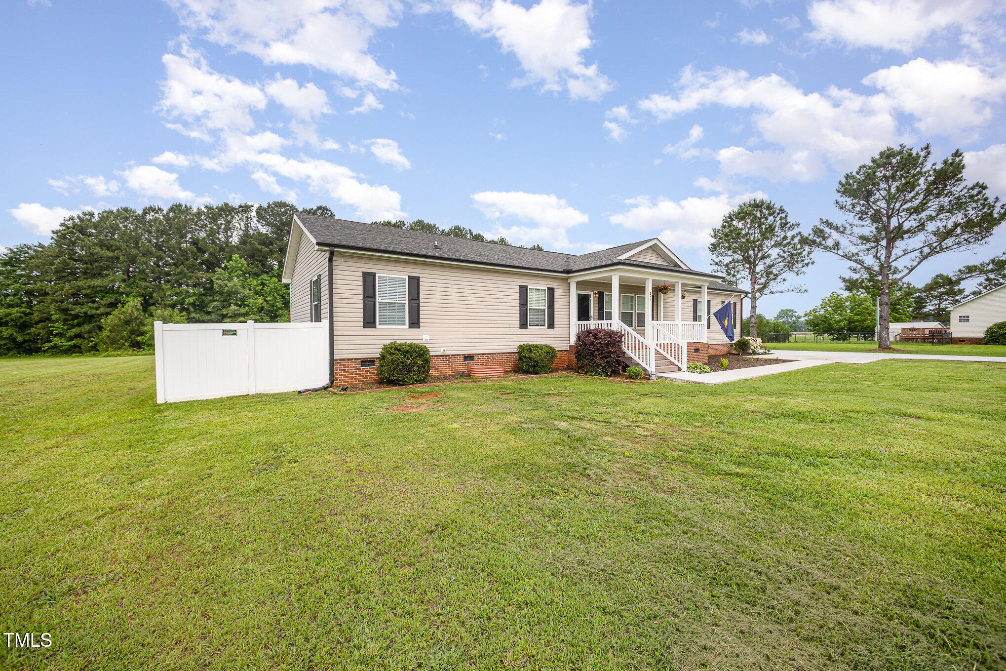 297 Fox Field Run Road Kenly, NC 27542 - Photo 2 of 34 002_kv0a3608-edit_812