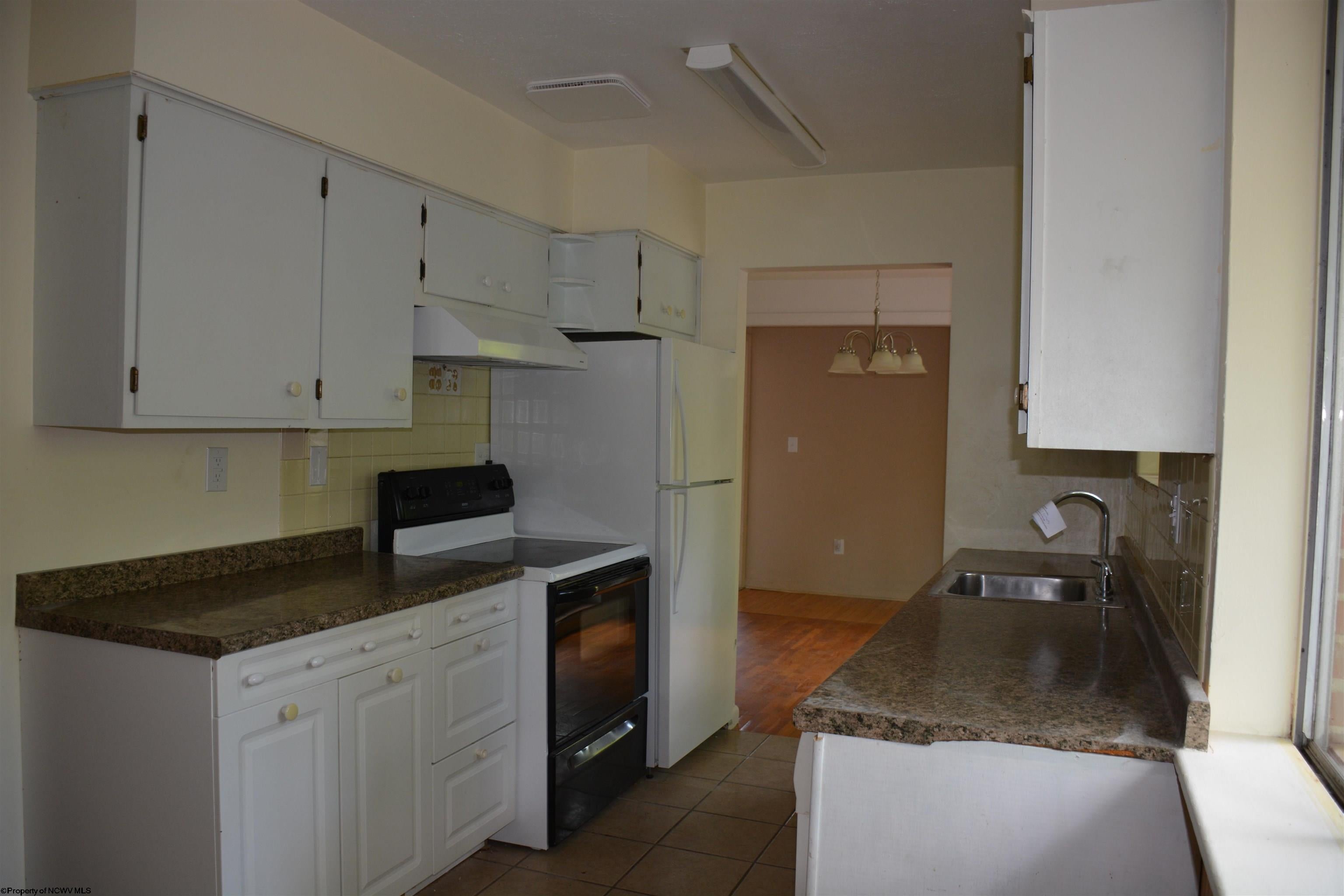 1251 Briercliff Road Bridgeport, WV 26330 - Photo 16 of 38 Gallery Image 16