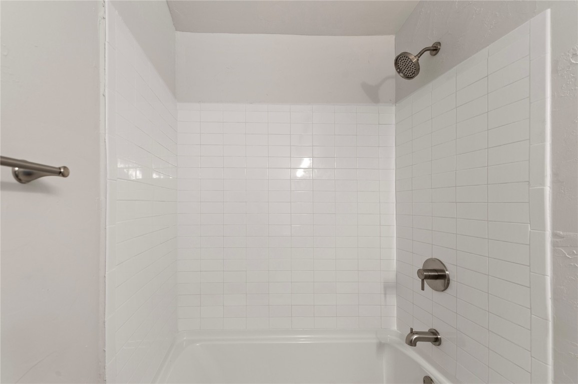 278 Ridge Road Fairplay, CO 80440 - Photo 17 of 50 Full Bathroom featuring shower tub bath
