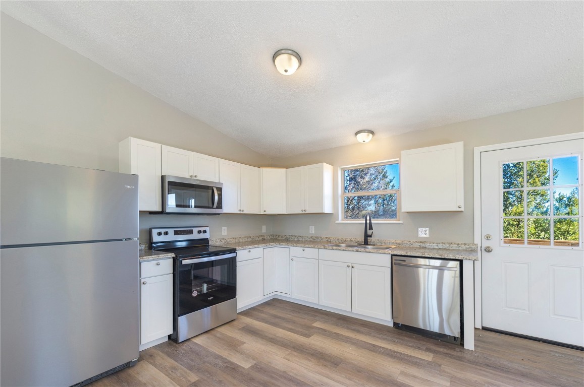 278 Ridge Road Fairplay, CO 80440 - Photo 10 of 50 New stainless finished appliances