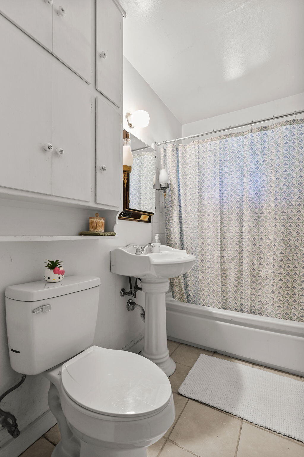 2165 Paris Avenue Redding, CA 96001 - Photo 11 of 22 a bathroom with a sink toilet and shower