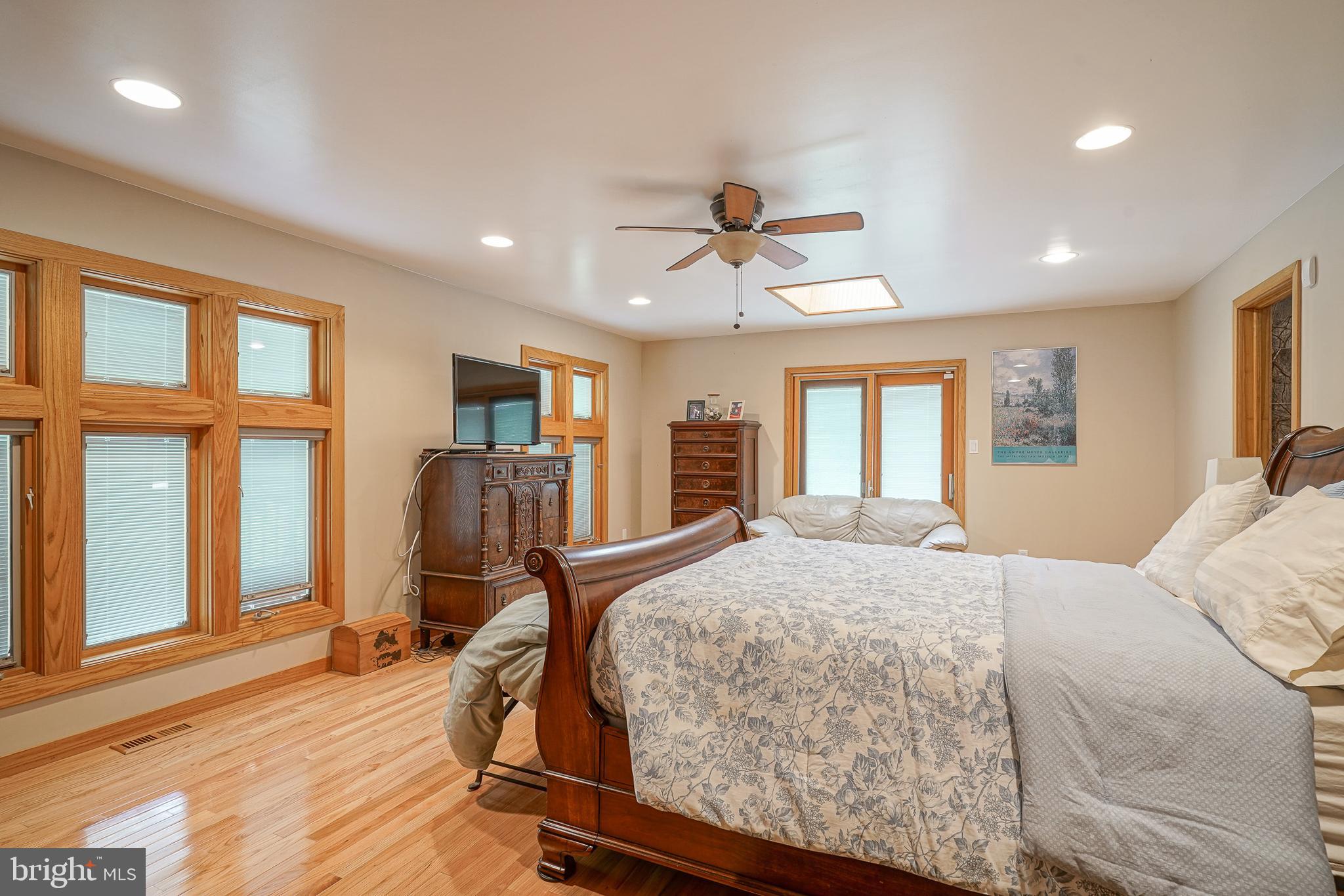 572 Eayrestown Road Lumberton, NJ 08048 - Photo 24 of 60 1st Floor Primary Suite