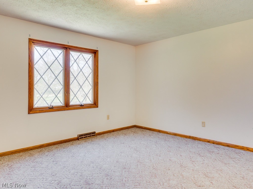 410 Wyant Road Akron, OH 44313 - Photo 26 of 35 Gallery Image 26