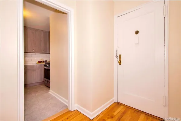 $2,450 | 330 South Broadway, Unit A6, Tarrytown, NY 10591