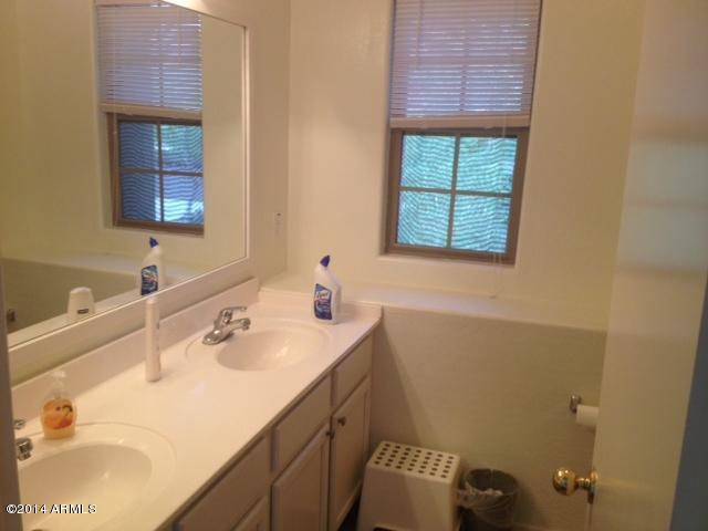 1720 East Beverly Road Phoenix, AZ 85042 - Photo 20 of 20 Upstairs Bath