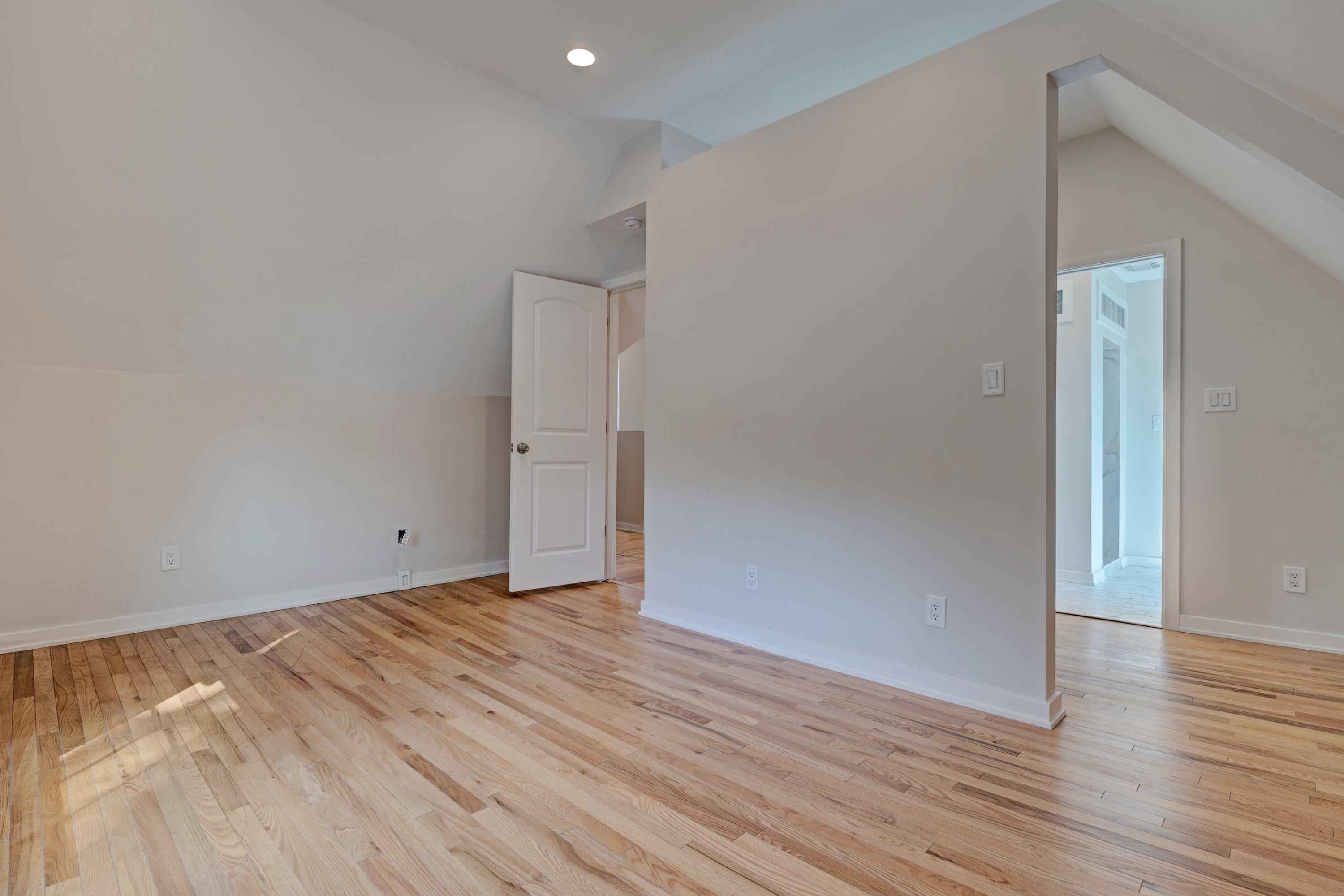 6142 Commonwealth Street Detroit, MI 48208 - Photo 35 of 48 31) Upstairs Bedroom 2