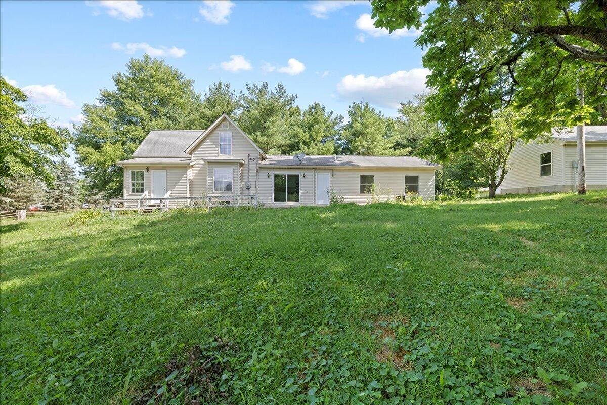 426 Milnor Road Pickerington, OH 43147 - Photo 2 of 48 01-Front