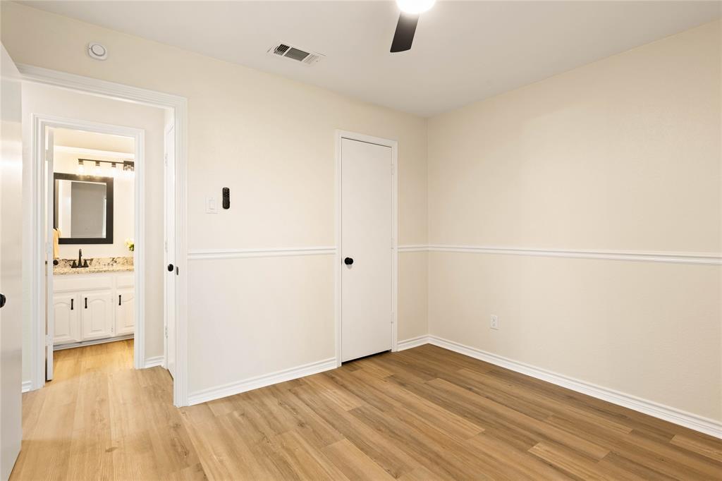 2850 Oak Tree Lane Midlothian, TX 76065 - Photo 24 of 40 wooden floor in an empty room