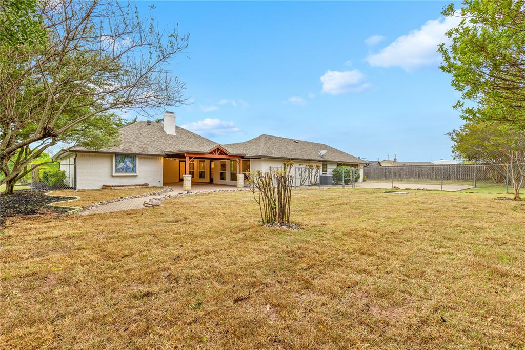 2850 Oak Tree Lane Midlothian, TX 76065 - Photo 34 of 40 a house with lake view