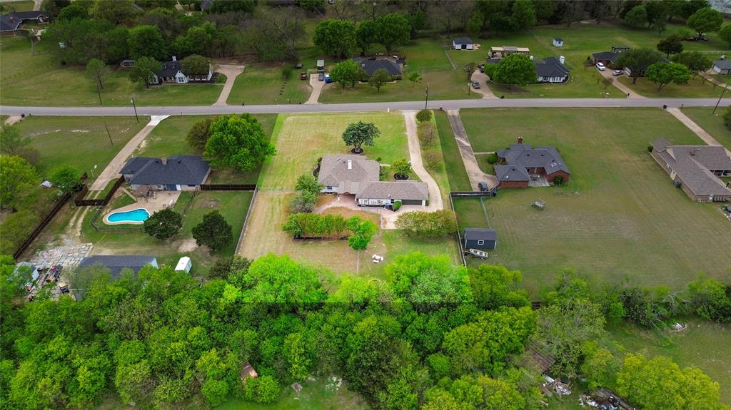 2850 Oak Tree Lane Midlothian, TX 76065 - Photo 39 of 40 a view of swimming pool