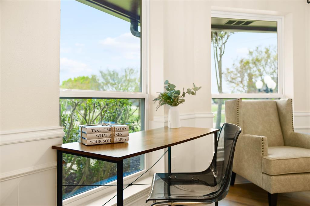 2850 Oak Tree Lane Midlothian, TX 76065 - Photo 4 of 40 a view of chair and glass window