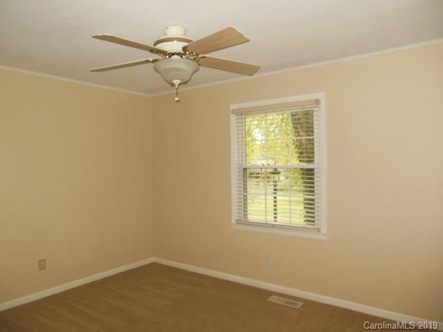 1503 Airport Road Marion, NC 28752 - Photo 8 of 16 Gallery Image 8