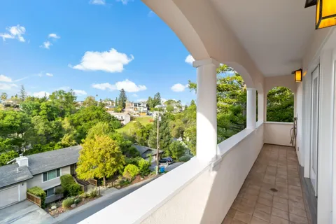 $2,890,000 | 616 Lakeview Way, Redwood City, CA 94062