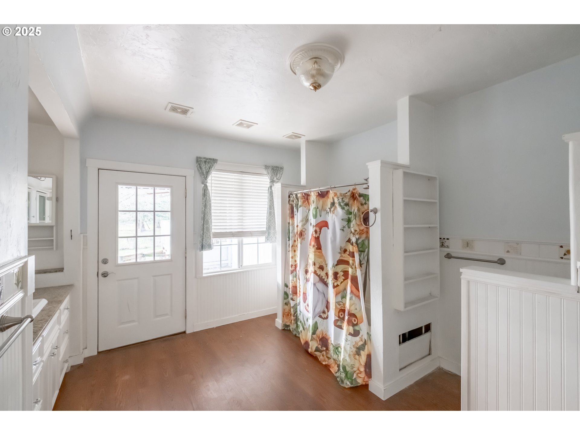 96470 Highway 99 Junction City, OR 97448 - Photo 14 of 48 a view of a livingroom with furniture and a window