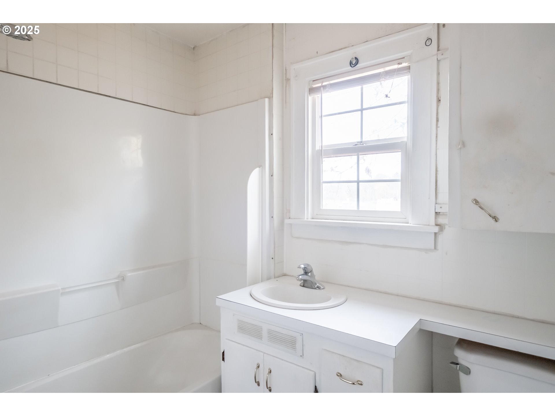 96470 Highway 99 Junction City, OR 97448 - Photo 25 of 48 a bathroom with a sink and a mirror