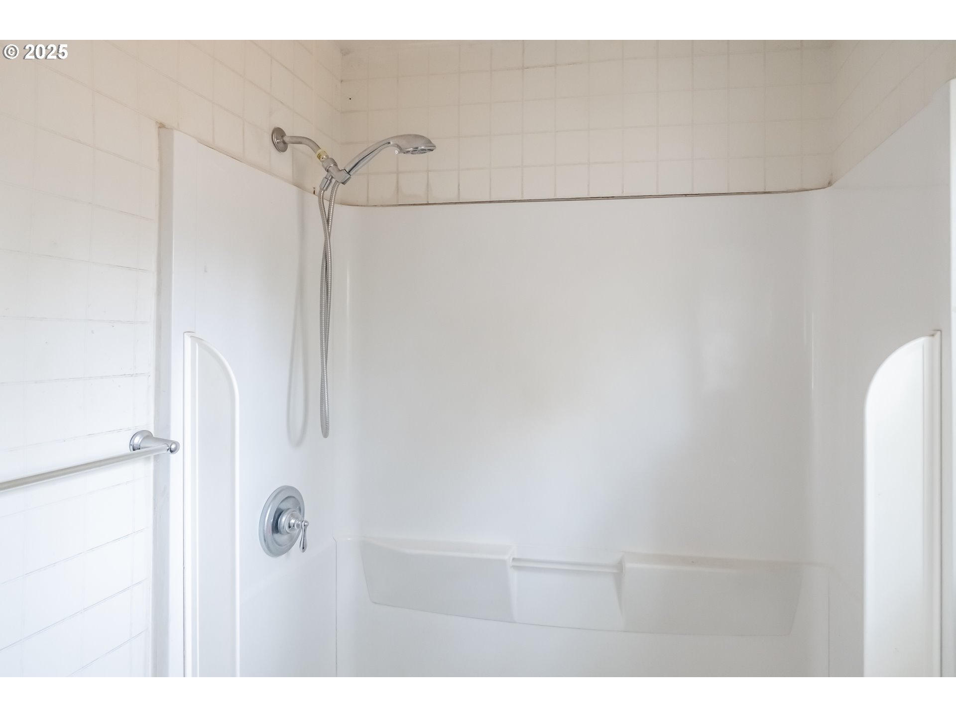 96470 Highway 99 Junction City, OR 97448 - Photo 26 of 48 a bathroom with a shower