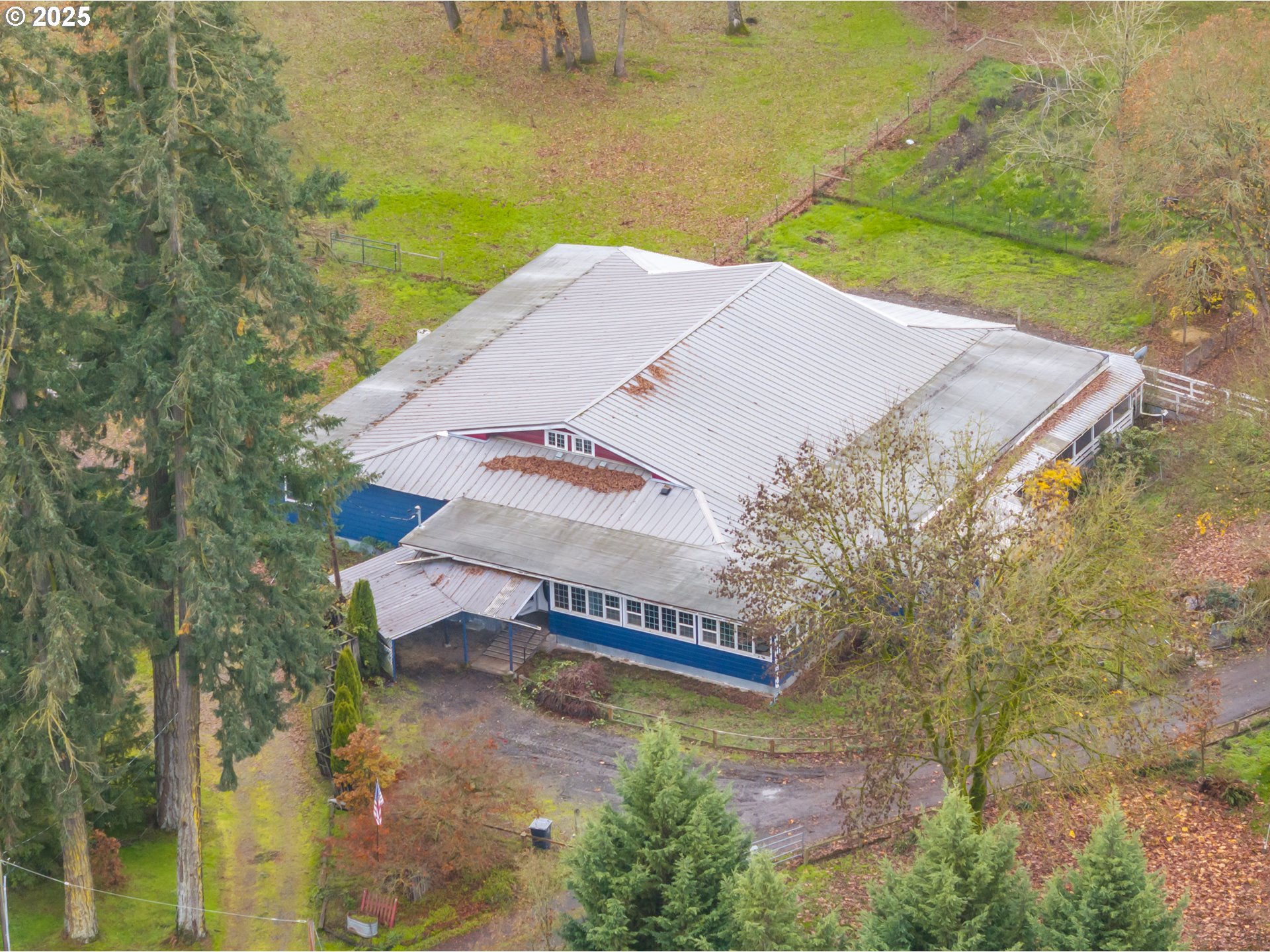 96470 Highway 99 Junction City, OR 97448 - Photo 3 of 48 a view of a swimming pool with an outdoor space and seating area
