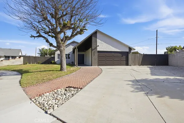 $639,900 | 4063 Honeysuckle Street, Riverside, CA 92501