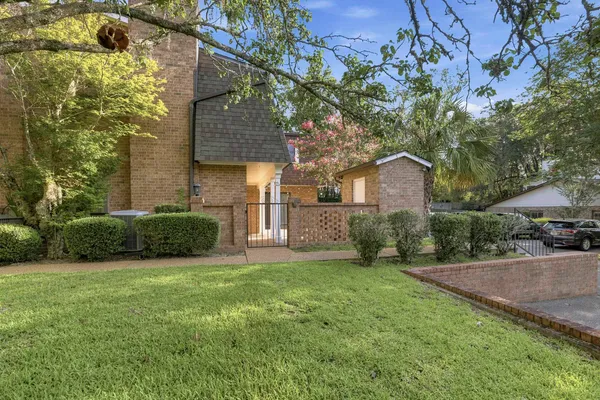 $268,500 | 3219 Thomasville Road, Unit 2B, Tallahassee, FL 32308