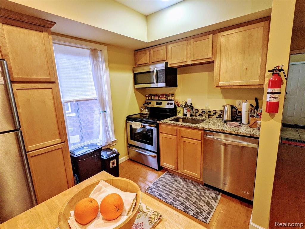 4759 Trumbull, Unit 2B Detroit, MI 48208 - Photo 2 of 21