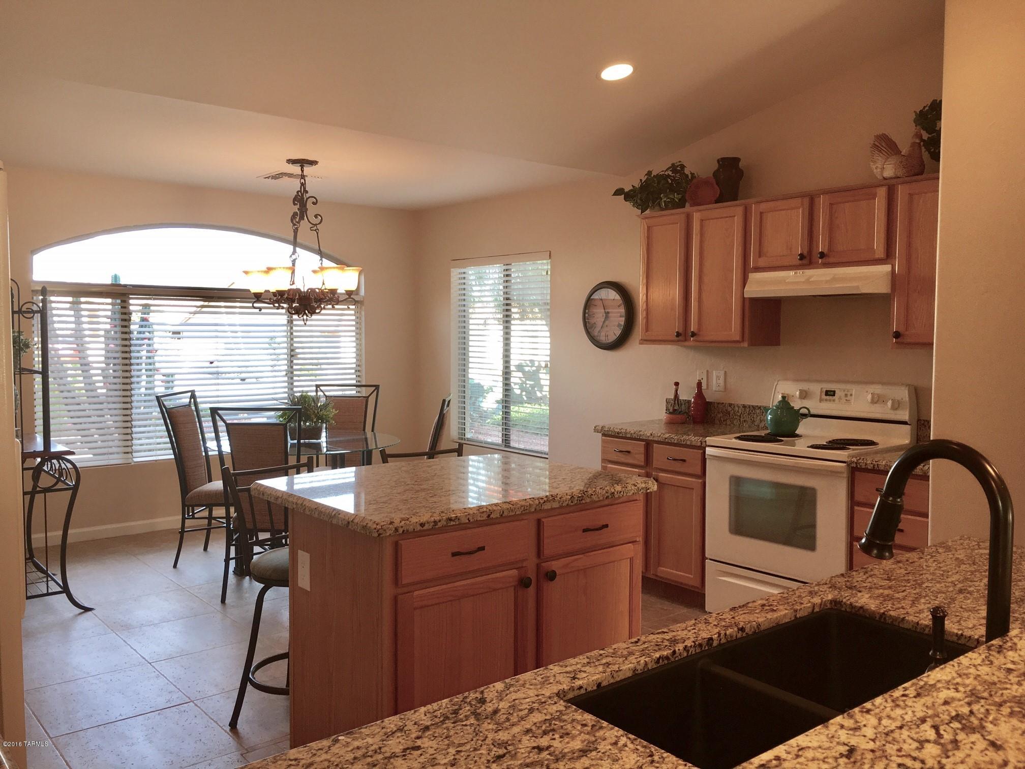 37650 South Vista Ridge Drive Saddlebrooke, AZ 85739 - Photo 9 of 28