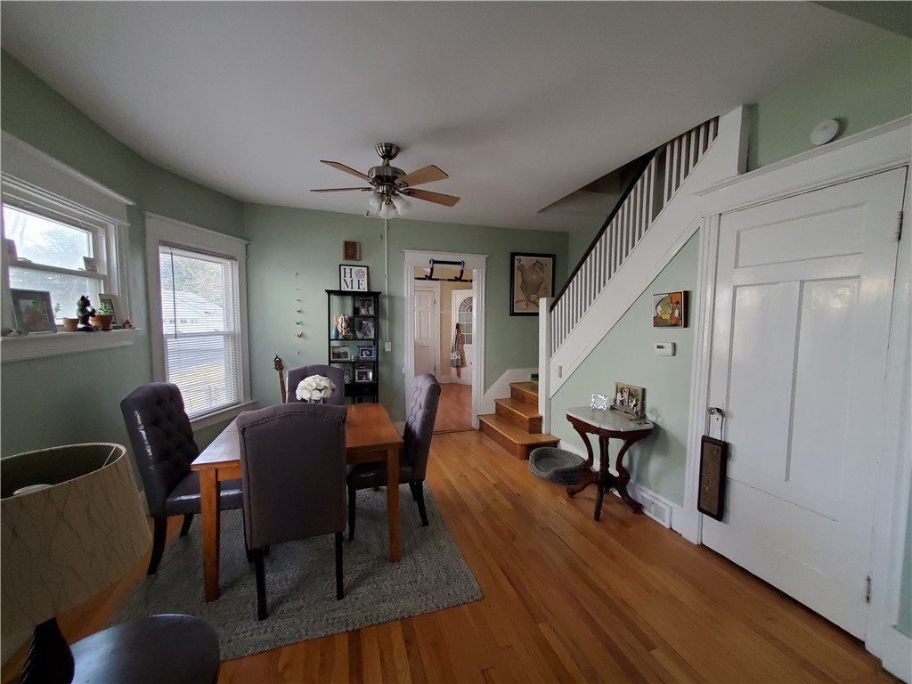 274 Field Street Rochester, NY 14620 - Photo 4 of 17