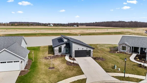 $359,900 | 11161 Oaklynn Reserve Boulevard, Fort Wayne, IN 46835