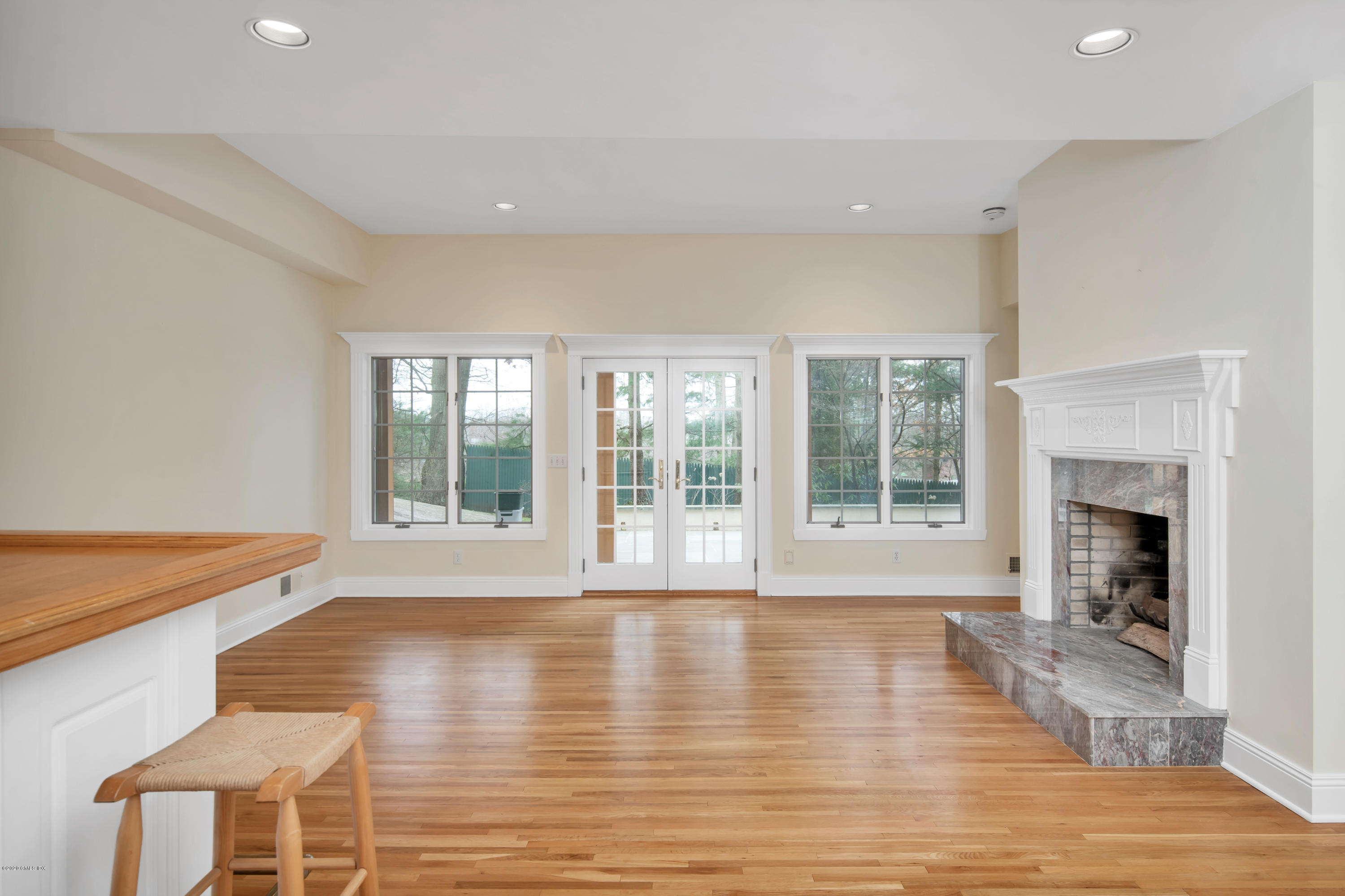 50 Wesskum Wood Road Riverside, CT 06878 - Photo 14 of 19 50 Wesskum interior_1DC0950-Edit