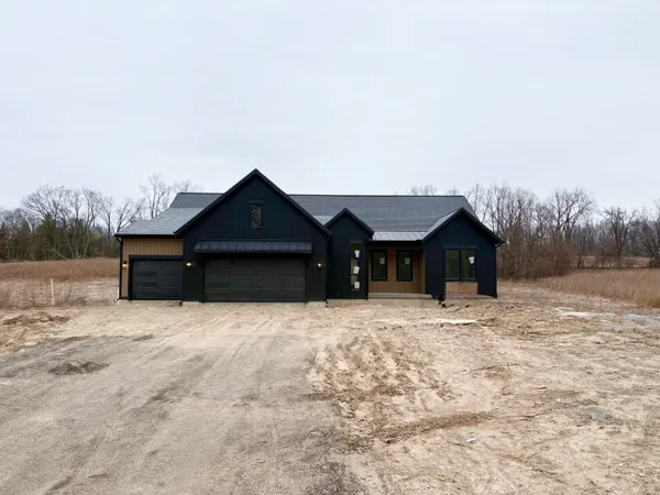 $849,900 | 7769 96th Street Southeast, Alto, MI 49302