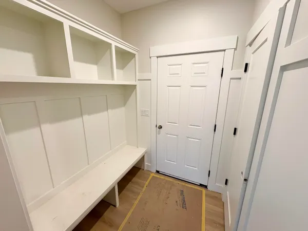 $849,900 | 7769 96th Street Southeast, Alto, MI 49302