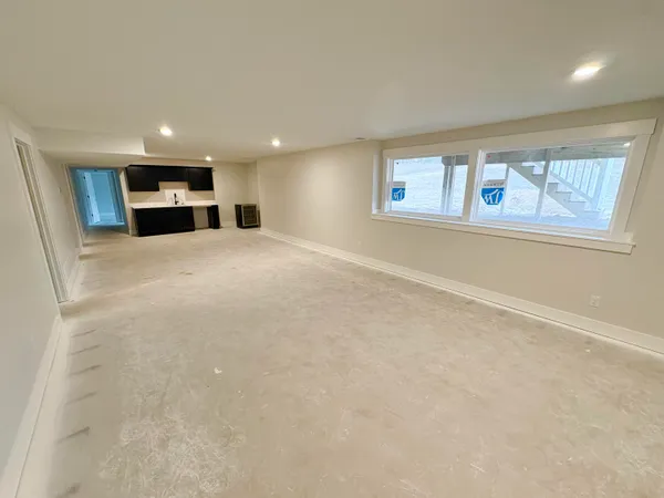 $849,900 | 7769 96th Street Southeast, Alto, MI 49302
