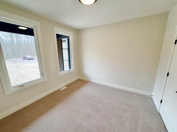 $849,900 | 7769 96th Street Southeast, Alto, MI 49302