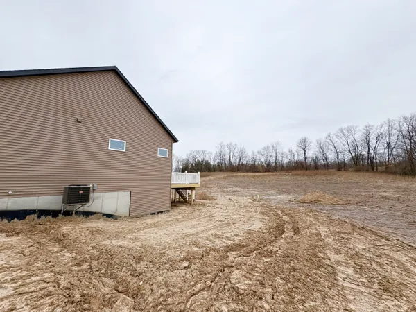 $849,900 | 7769 96th Street Southeast, Alto, MI 49302