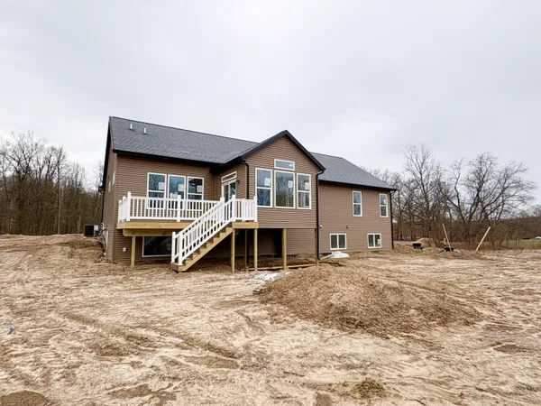 $849,900 | 7769 96th Street Southeast, Alto, MI 49302