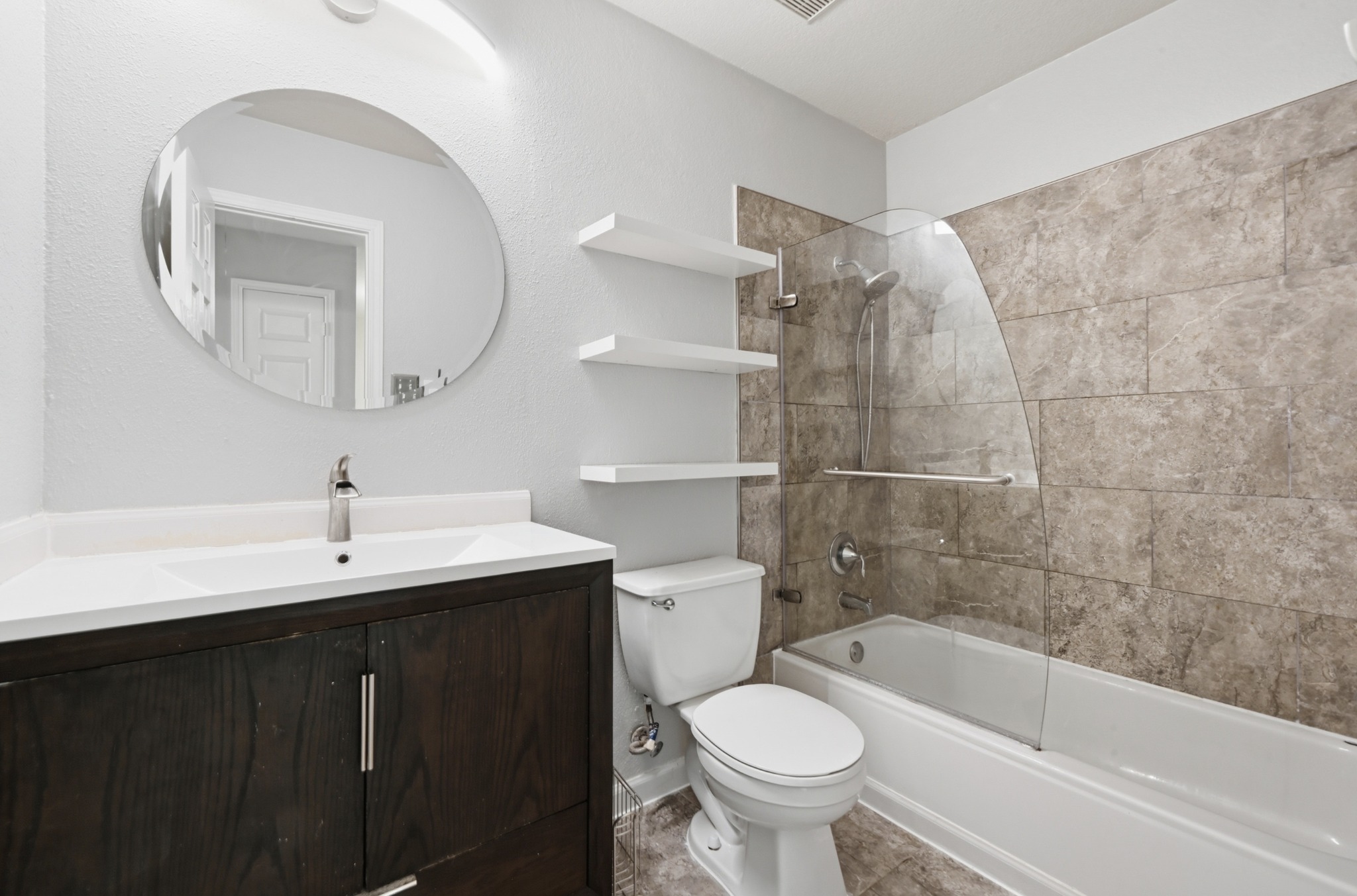 2700 Cradlerock Terrace Austin, TX 78748 - Photo 24 of 29 a bathroom with a sink and a mirror