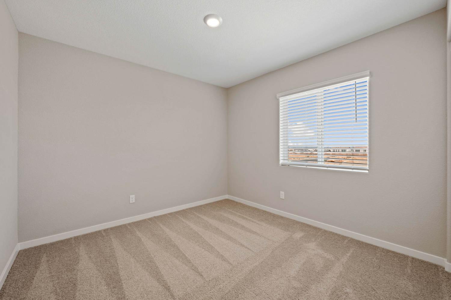 2972 Bowery Lane Lincoln, CA 95648 - Photo 18 of 23 an empty room with a window