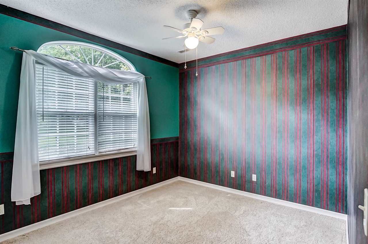 8730 Hathaway Road Churubusco, IN 46723 - Photo 16 of 36 Gallery Image 16