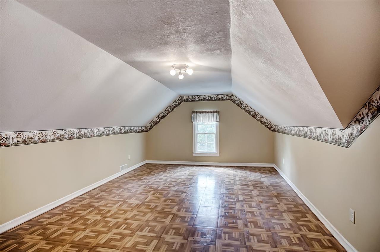 8730 Hathaway Road Churubusco, IN 46723 - Photo 21 of 36 Gallery Image 21