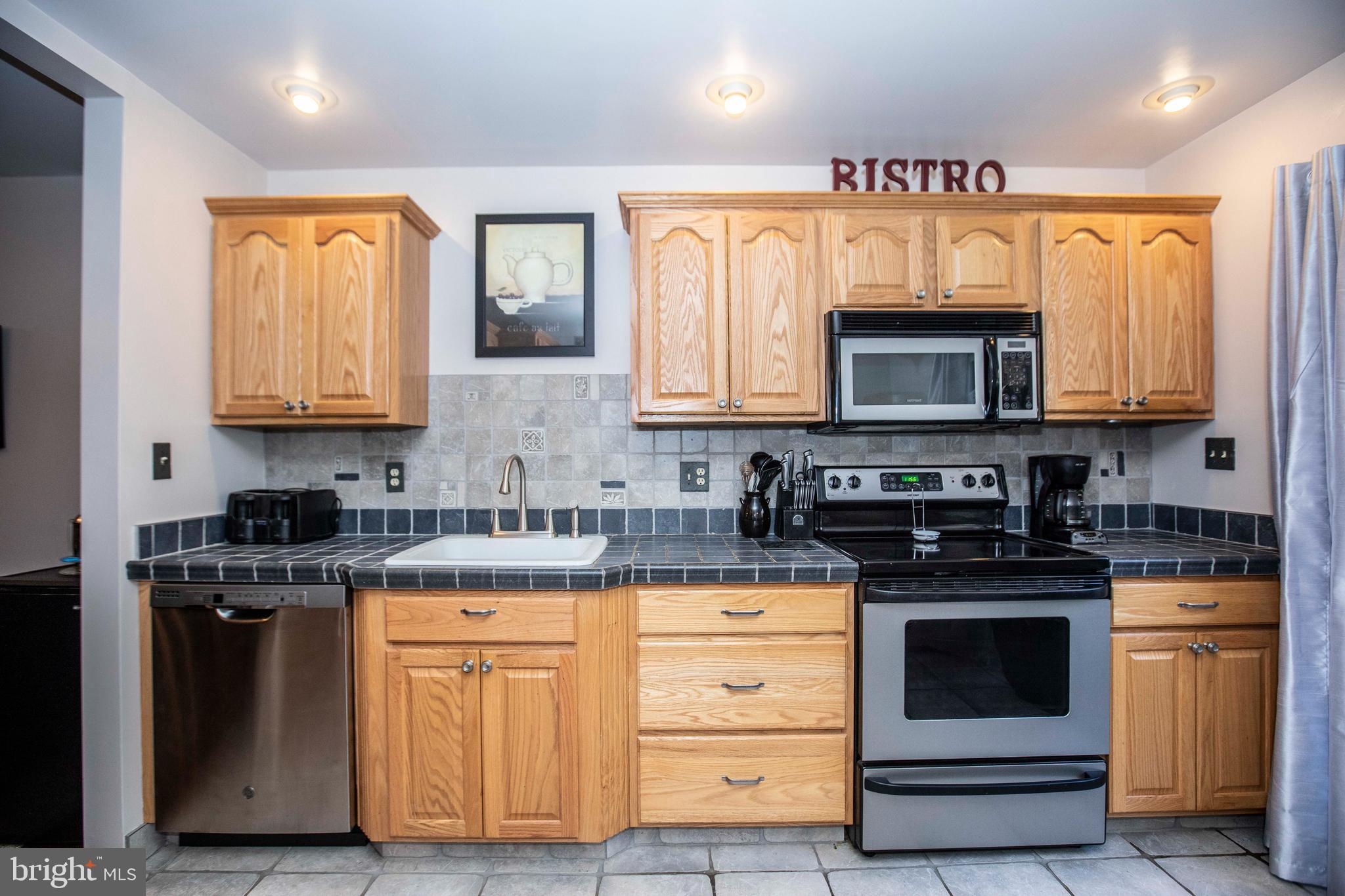 55 Winged Foot Drive Reading, PA 19607 - Photo 22 of 31 Kitchen