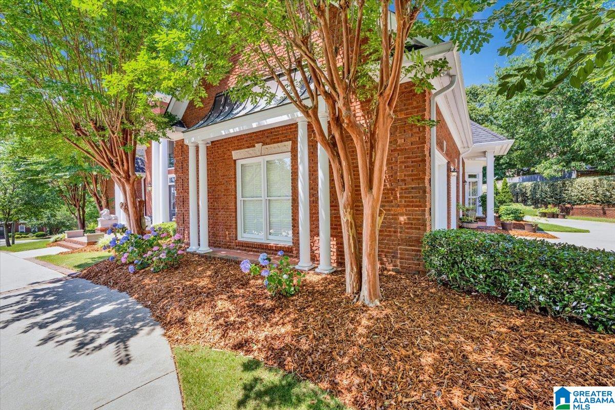 505 Ryding Circle Trussville, AL 35173 - Photo 8 of 92