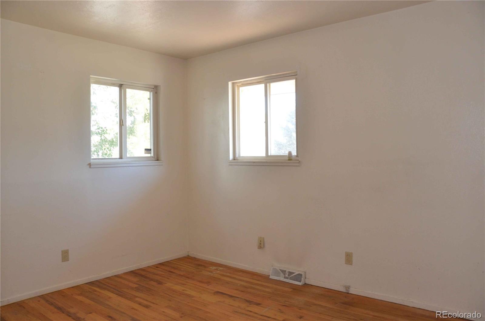 7441 Bronco Road Denver, CO 80221 - Photo 8 of 11 Gallery Image 8