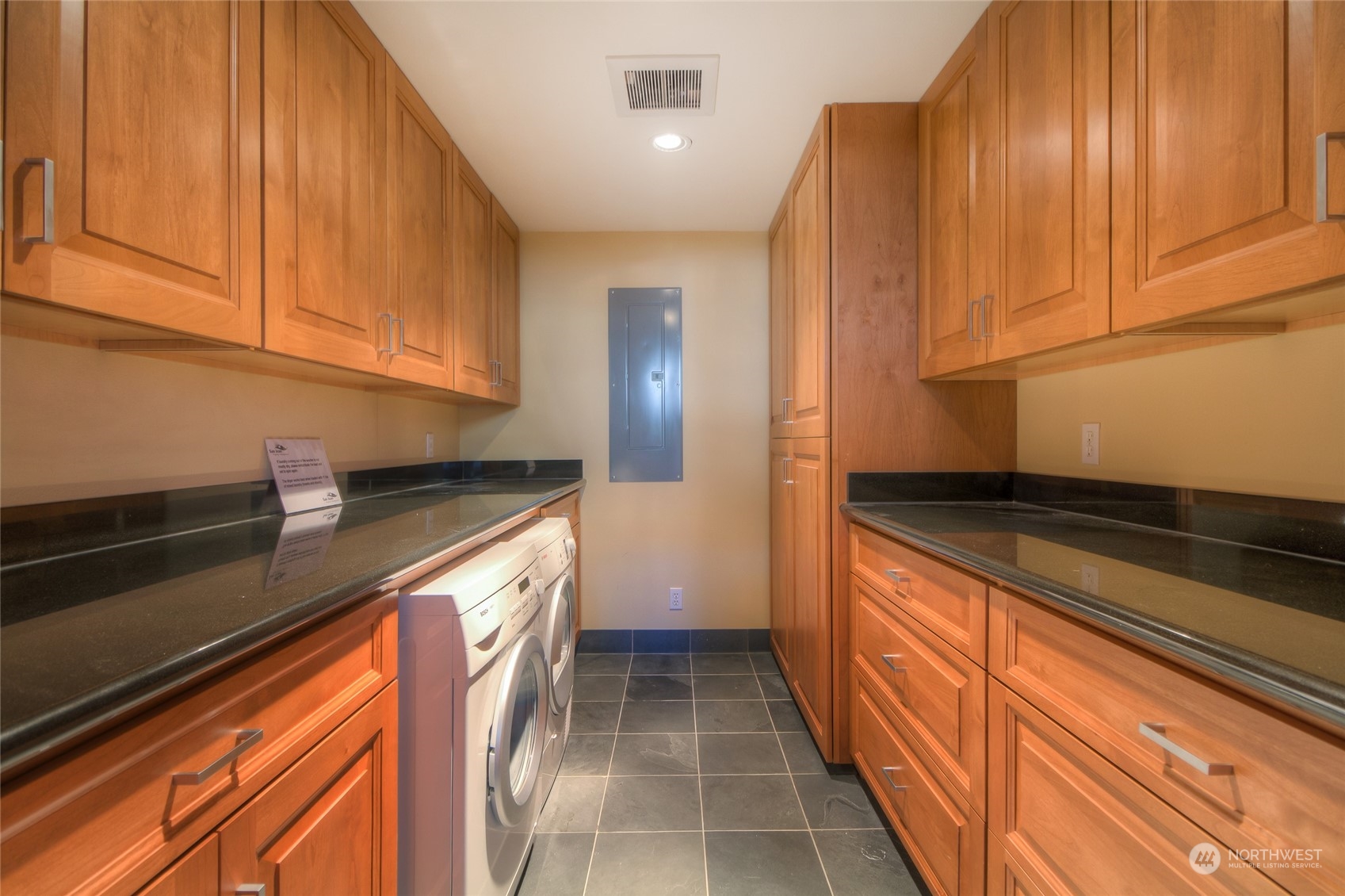 232 A Street, Unit R3 Friday Harbor, WA 98250 - Photo 13 of 24 Gallery Image 13