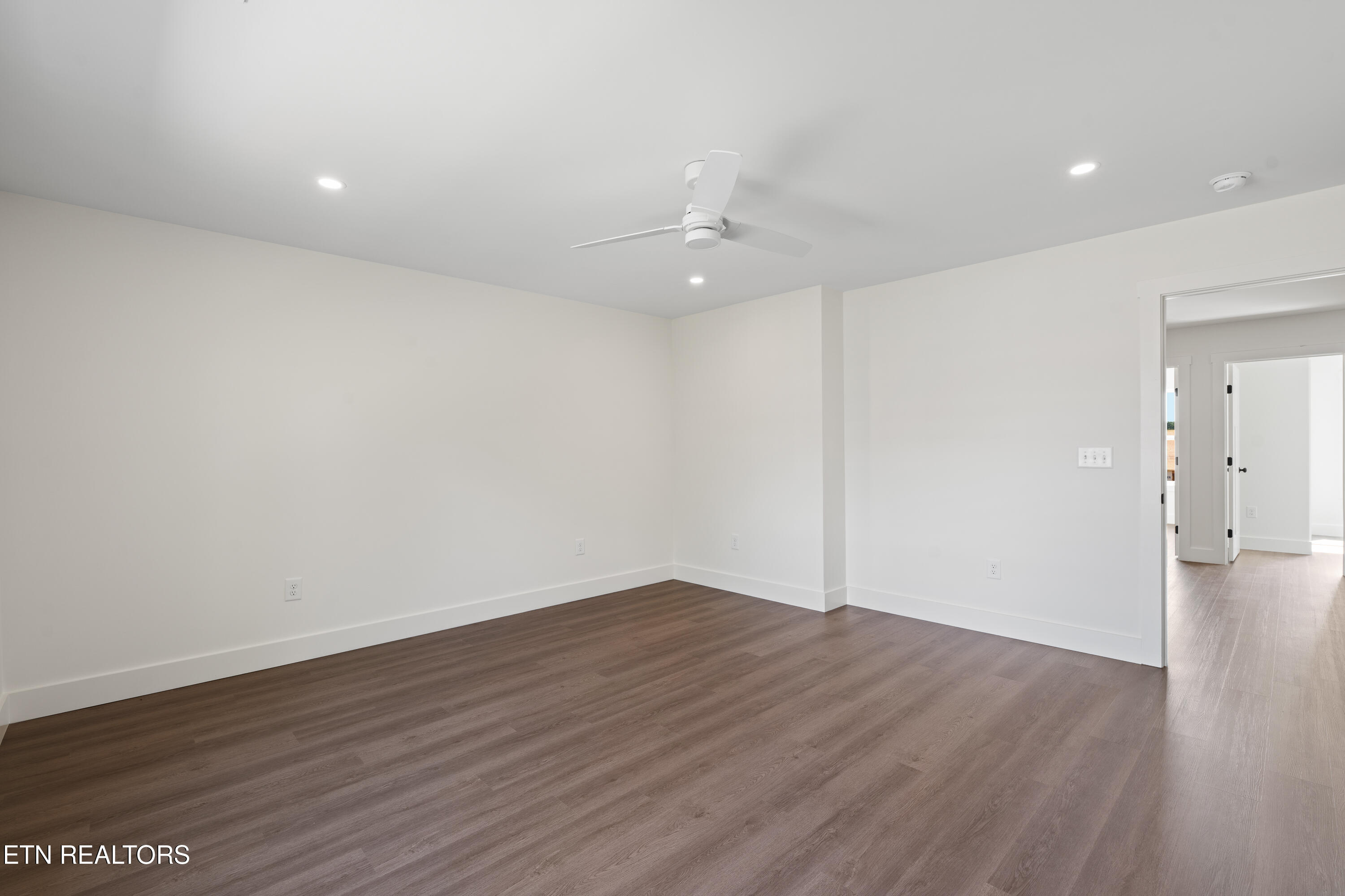1339 Grace Ridge Drive Sevierville, TN 37862 - Photo 21 of 56 Primary Suite