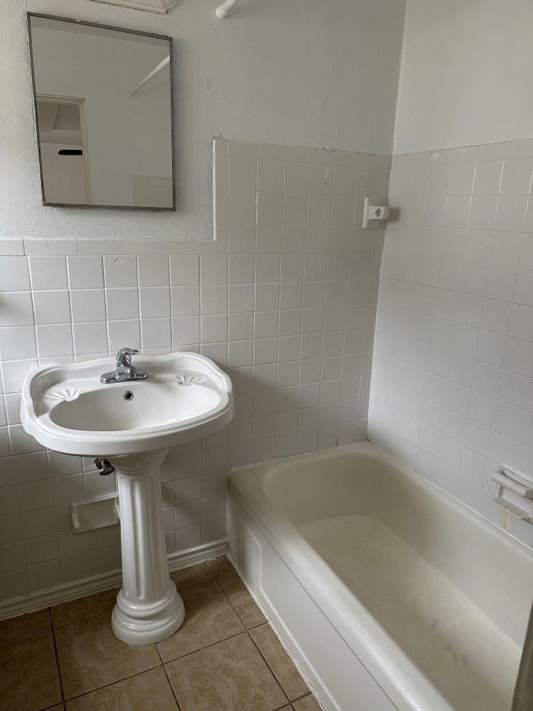 820 West Alabama Street, Unit 16 Houston, TX 77006 - Photo 5 of 8