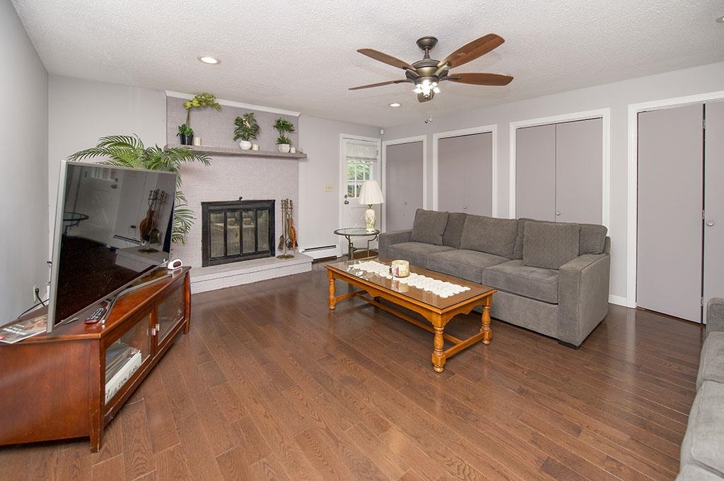 33 Marianna Road Salem, NH 03079 - Photo 5 of 39 Gallery Image 5