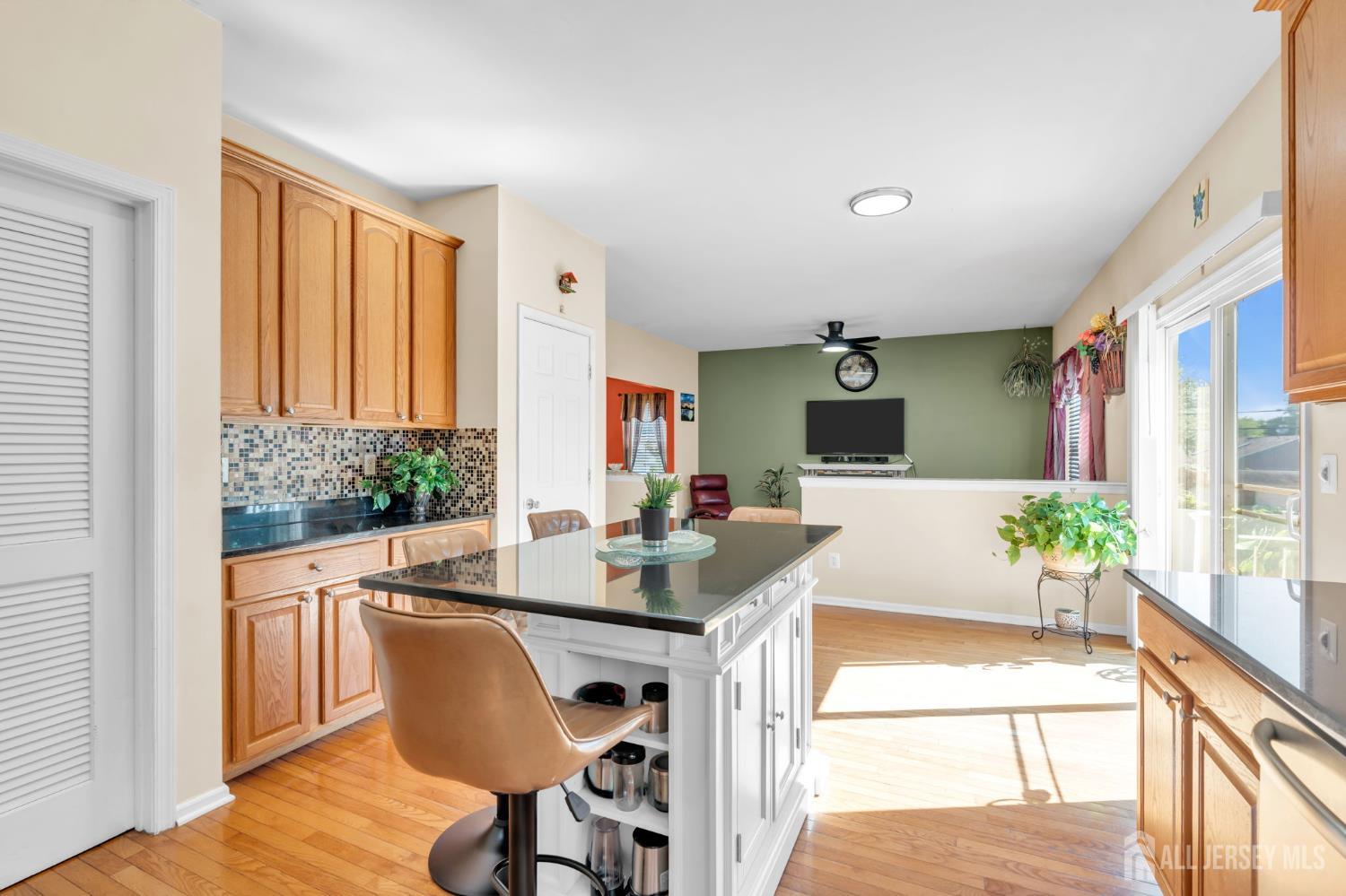 34 Biondi Avenue Old Bridge, NJ 07721 - Photo 29 of 57