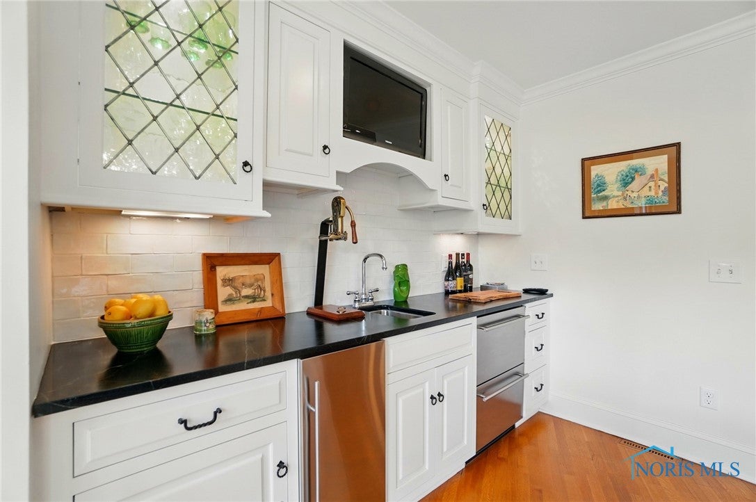 3516 Ridgewood Road Toledo, OH 43606 - Photo 22 of 49 Gallery Image 22