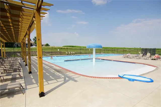 $489,900 | 27618 East 128th Court, Lee's Summit, MO 64086